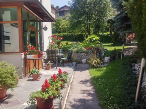 Peaceful Vacation Villa & Garden